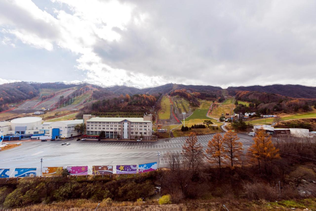 Pyeongchang The White View Exterior foto